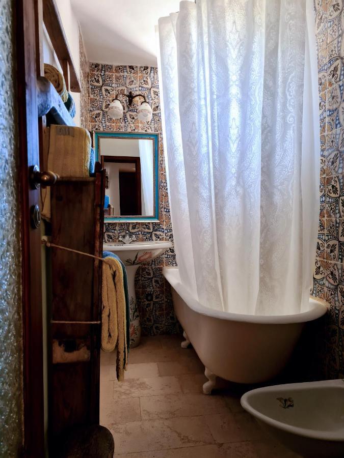 Residenza Fenicia Bed & Breakfast Locorotondo Bagian luar foto